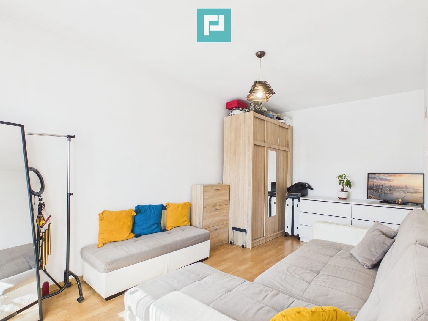 Garsonieră amenajată confort 1 în Micalaca - Poză 2