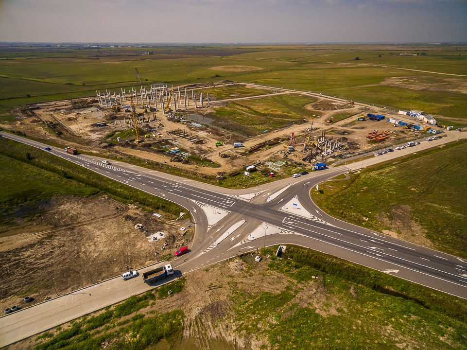 Teren intravilan cu toate utilitățile în Park Industrial - Poză 1