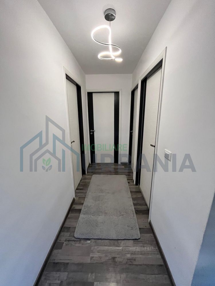 Casă modernă de vânzare în Valea Lupului, 4 camere și birou, construită în 2017 - Poză 6