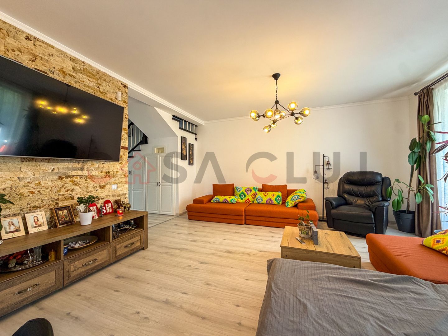 CASA 4 CAMERE | DAMBUL ROTUND | 112 MP UTILI | 362 MP TEREN - Poză 8