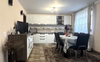 Casă 3 camere I 1250 mp teren I Porumbacu de jos-sat Colun - Poză 1