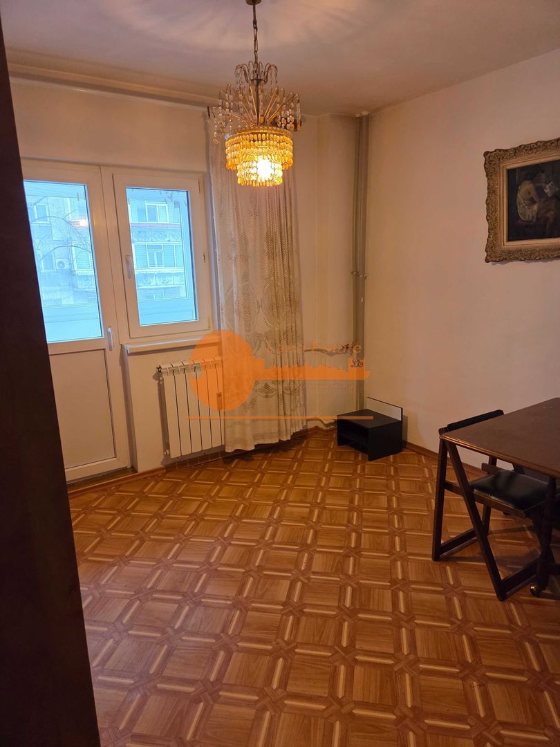 Apartament 3 camere decomandat 5 min metrou Gorjului - Poză 3