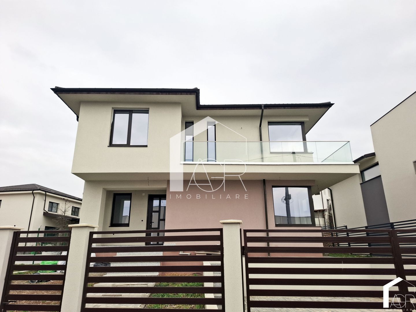 Vila P+1E, cu 4 camere, Paulesti - Poză 1