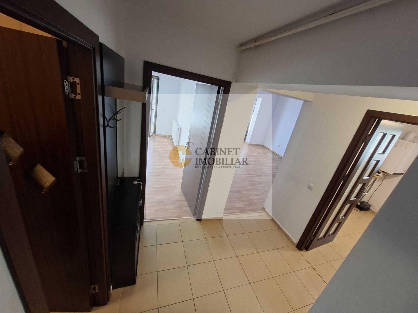 2 Camere - 55MP | Decomandat | 2013 | Parcare | M Gorjului la 6 minute - Poză 3