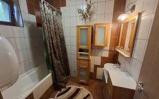 Casa individuala intima cu teren mare in Avrig, Sibiu - Poză 6