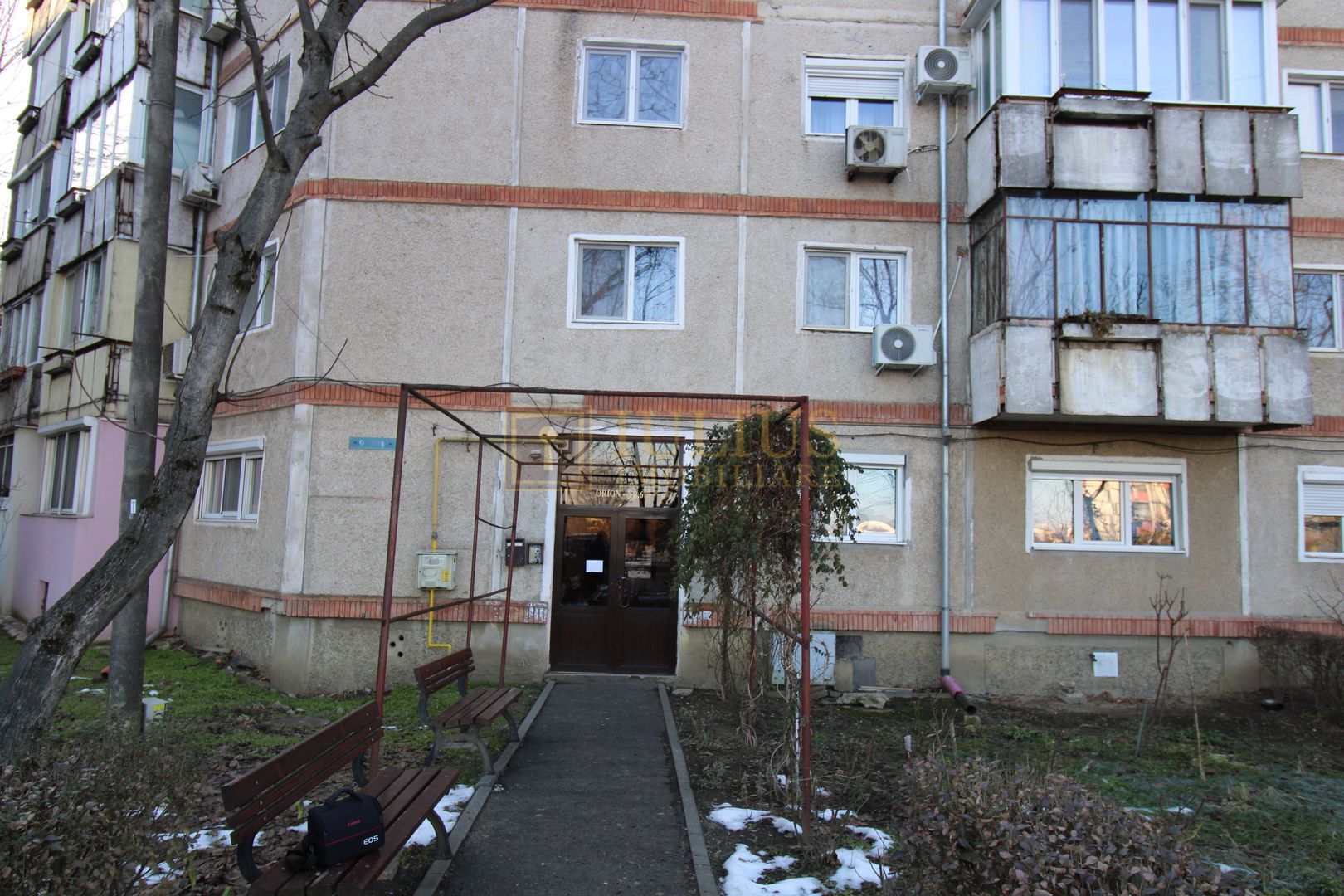 apartament 3 camere, 2 bai, centrala proprie, ideala pentru un cuplu - Poză 13