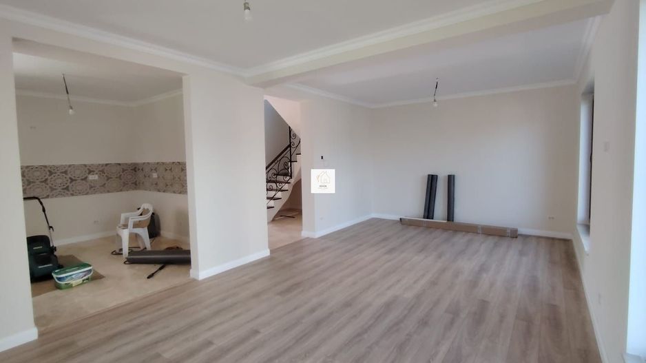 Vila 5 camere Buftea - Poză 8