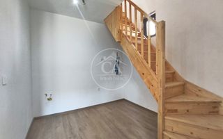 Apartament cu 2 camere la curte comuna de vanzare Ultracentral, Oradea - Poză 10