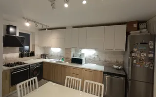 Centrala proprie decomandat parcare boxa 3 camere Dna Ghica - Poză 13