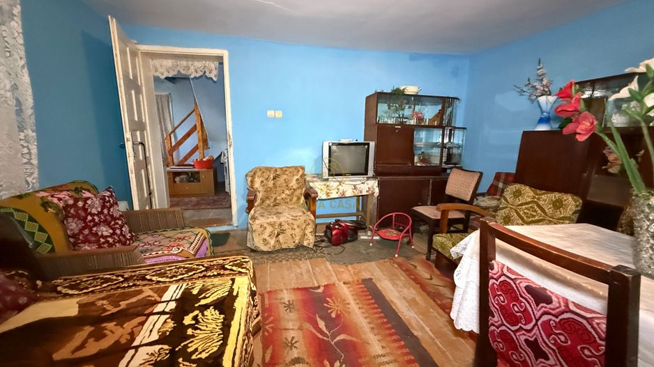 Se vinde! Casa de caramida cu Teren 4431 MP in RUSENI la 10km>SM - Poză 14