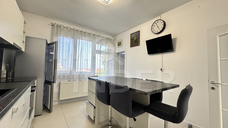 Casă specială de vânzare în Gheorgheni cu 600 mp teren - Poză 7