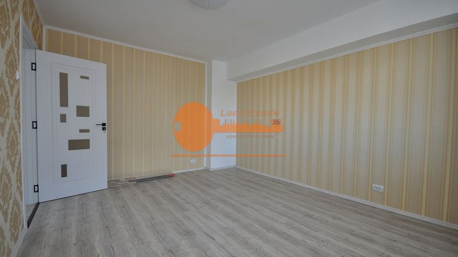 Apartament cu 3 camere in zona Pacii-Apusului - Poză 8