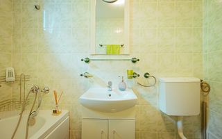 Exclusivitate - Sanpetru, casa cu priveliște deosebită - Poză 10