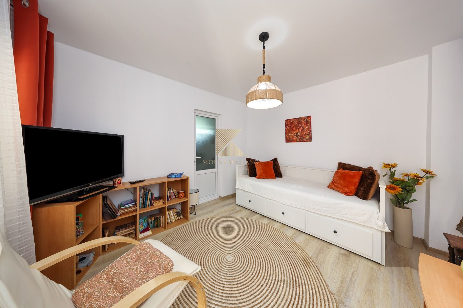 Casă renovată, teren 394 mp – Râșnov, str. Misu Popp, zonă centrală - Poză 15