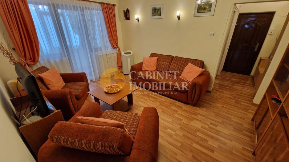 3 Camere Semidecomandat- Etaj intermediar-Zona Alexandru cel Bun - Poză 3