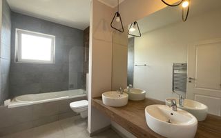 VILA SPATIOASA LA INCHIRIERE IN ZONA PIPERA LANGA SCOLI - Poză 17