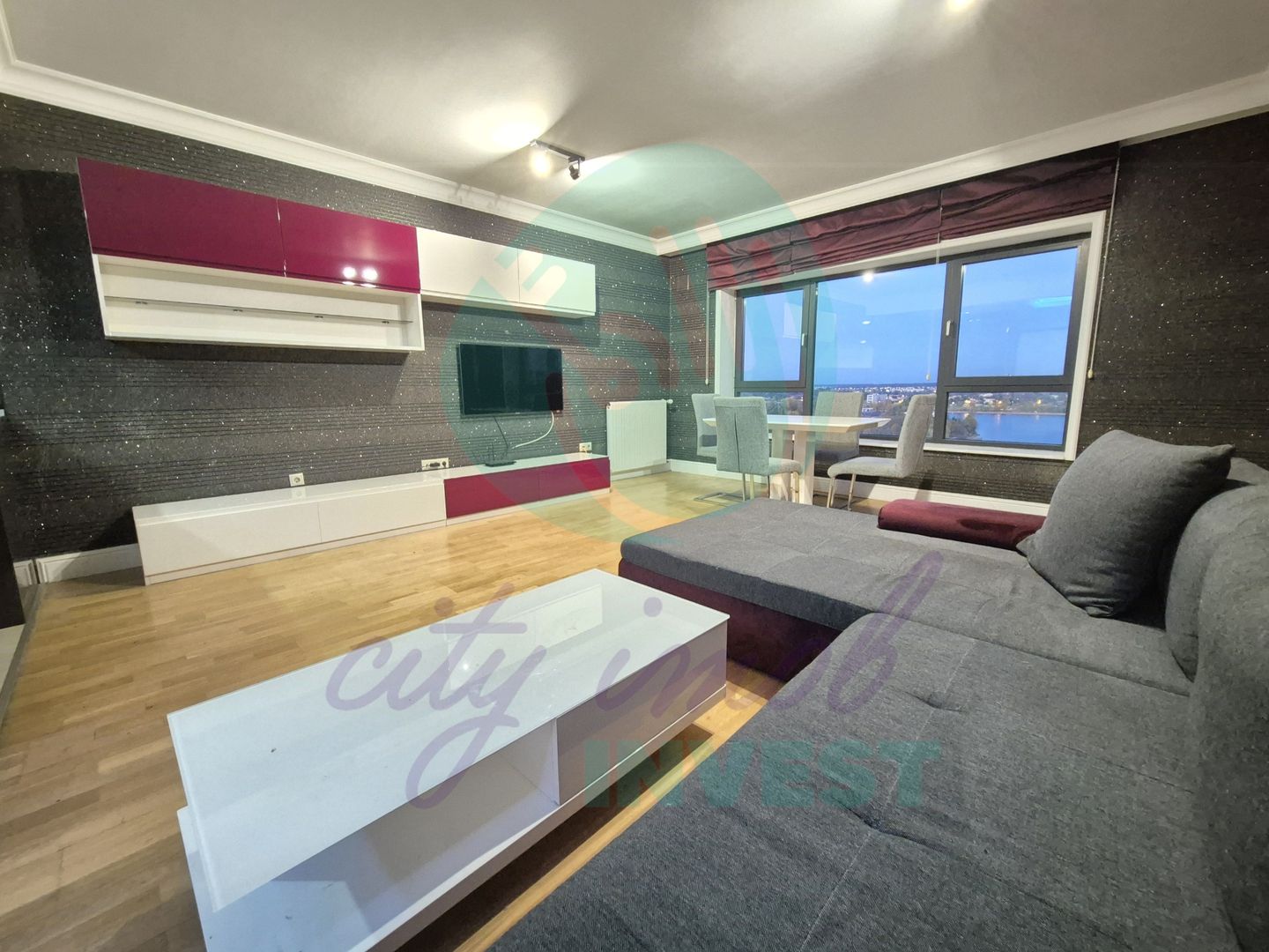 Inchiriere 2 camere cu vedere panoramica spre Lacul Tei - Poză 5