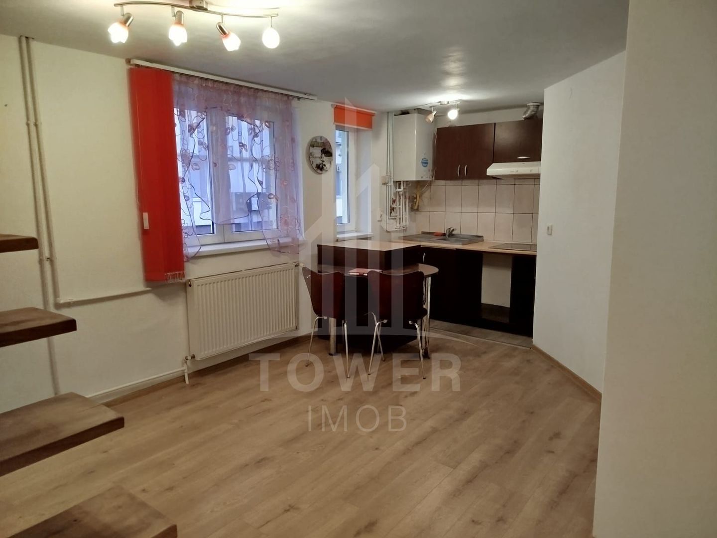 Apartament de vanzare in Sibiu pe doua niveluri (parter+etaj) - Poză 1