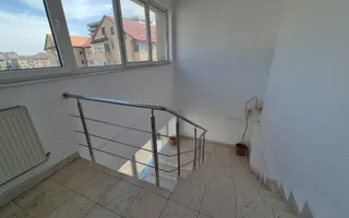 Clădire de birouri in Brasov - Poză 12