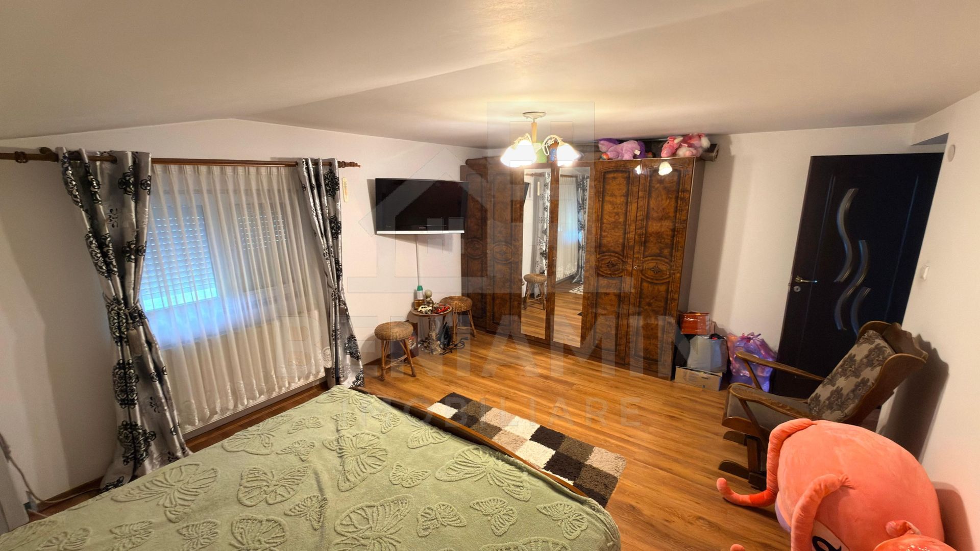 Casa 4 Camere - Curte Mare - Zona Linistita Popoveni - Poză 6