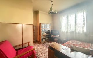 Casa spatioasa de vanzare cu front 27 ml | Andrei Muresanu | - Poză 11