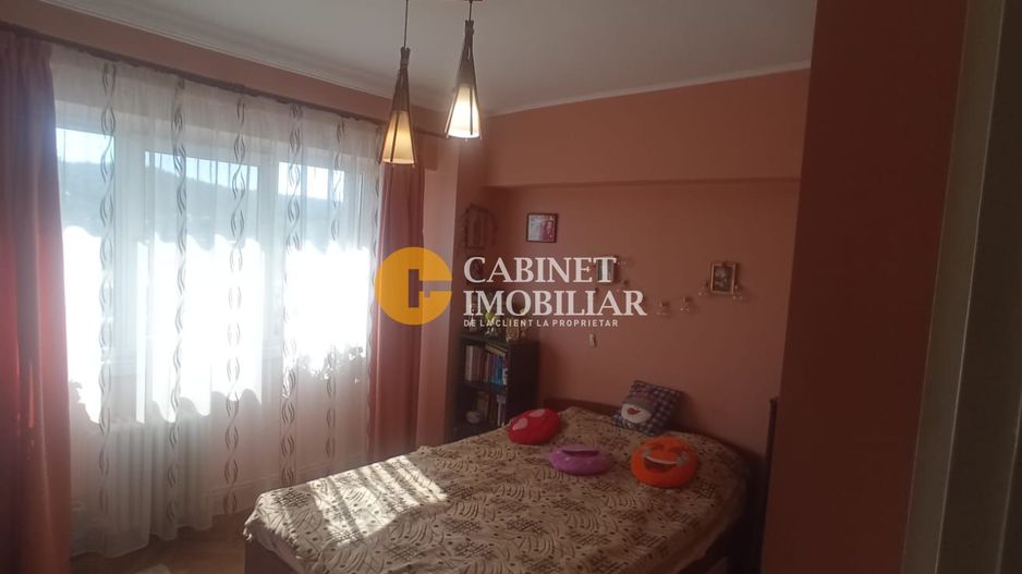 Apartament 3 camere decomandat - zona Alexandru - 72 m2 - Poză 3