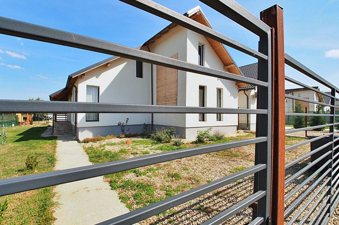 Vanzare vila moderna Stefanesti - Poză 1