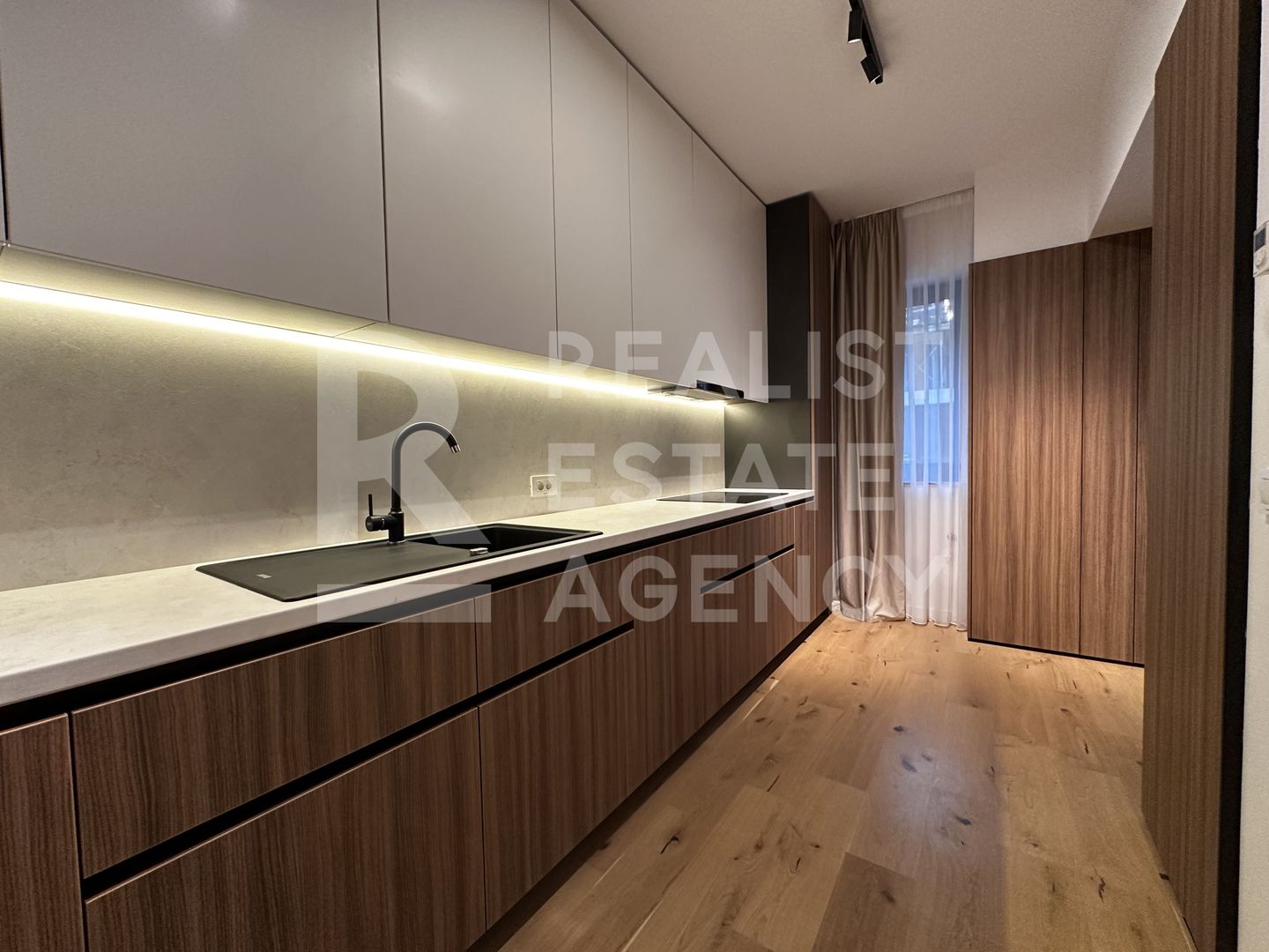 Pipera, apartament premium, 2 camere, parcare inclusă - Poză 5