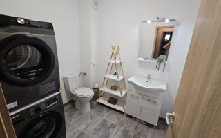 Apartament 3 camere 82 mp 2 băi 2 balcoane etaj 2 in Selimbar - Poză 12