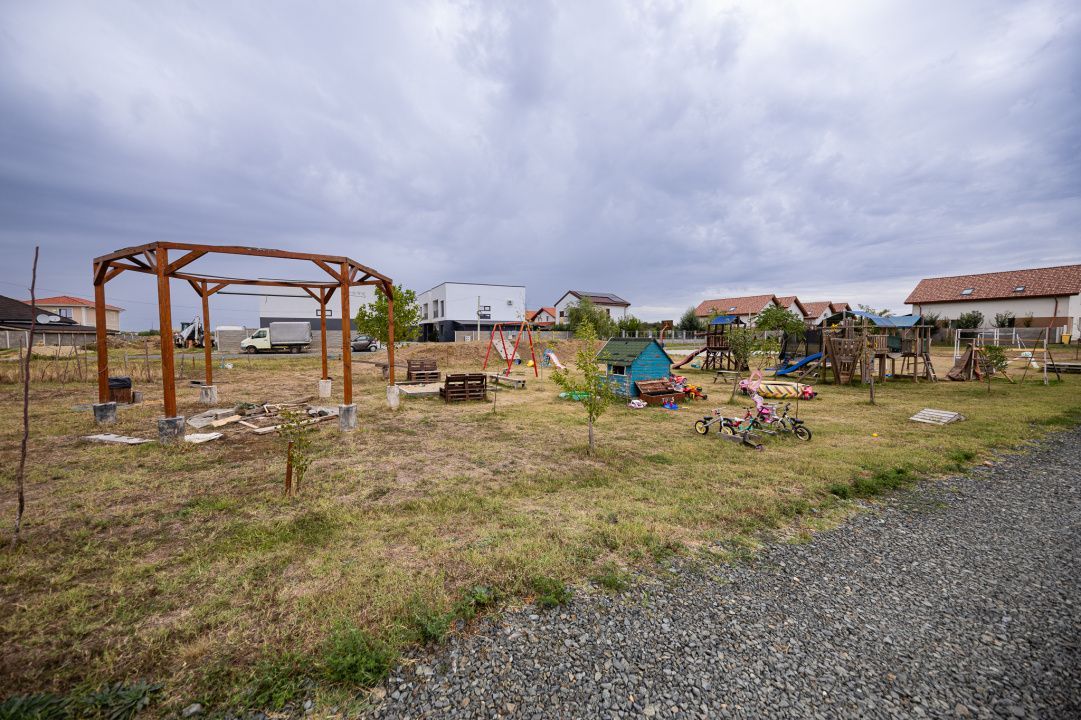 Teren 1000 mp Urseni – zonă locuită, ideal pentru casă sau duplex - Poză 5