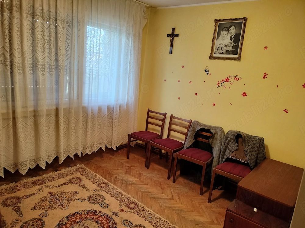 BRASADAS vinde ap 3 cam etaj 4/4 in Micro 16 Brândușa. - Poză 2