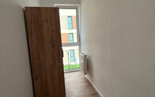 Inchiriez apartament cu 2 camere , bloc nou - Poză 3