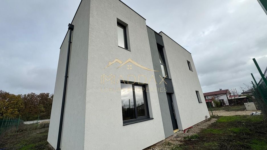 Vila balotesti - Poză 10