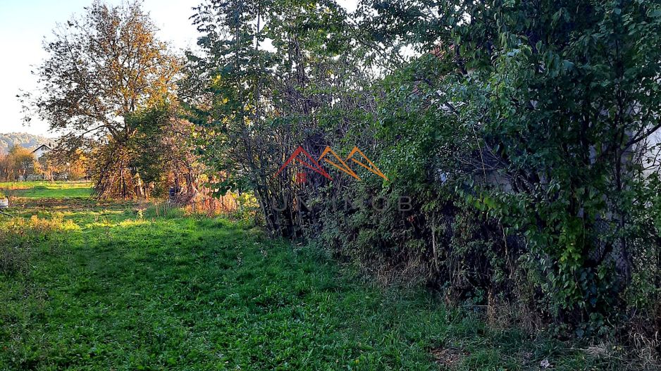 Teren Intravilan, central, perfect plat, 1212 m2, 38 euro m2 - Poză 3