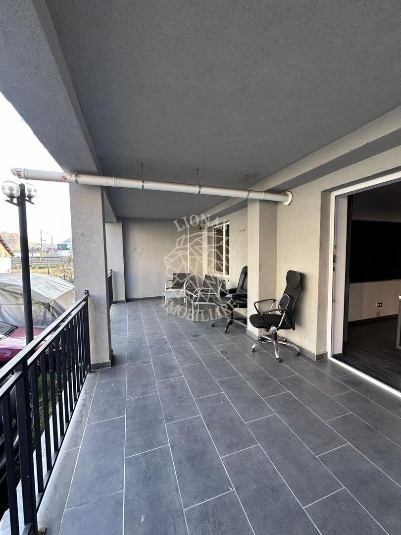 Spatiu birou 60 mp+terasa-renovat-parcare-Nasaud, Zona Centrala - Poză 3