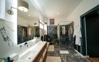 Resedinta exclusivista de vanzare, la 3 minute de Constanța in Cumpana - Poză 29