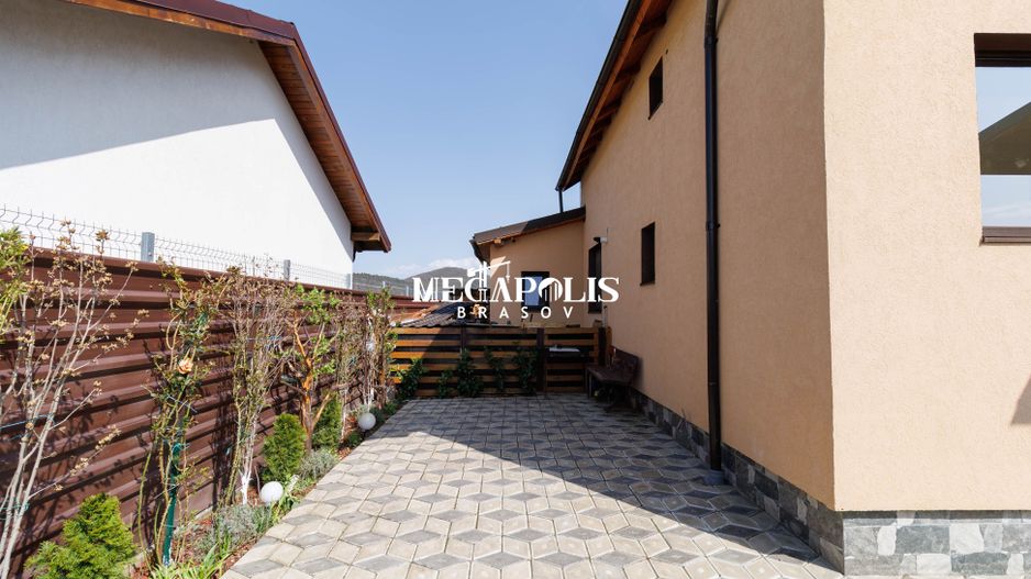 Casă spațioasă 4 dormitoare Sânpetru, 500 mp teren, mobilată complet - Poză 19