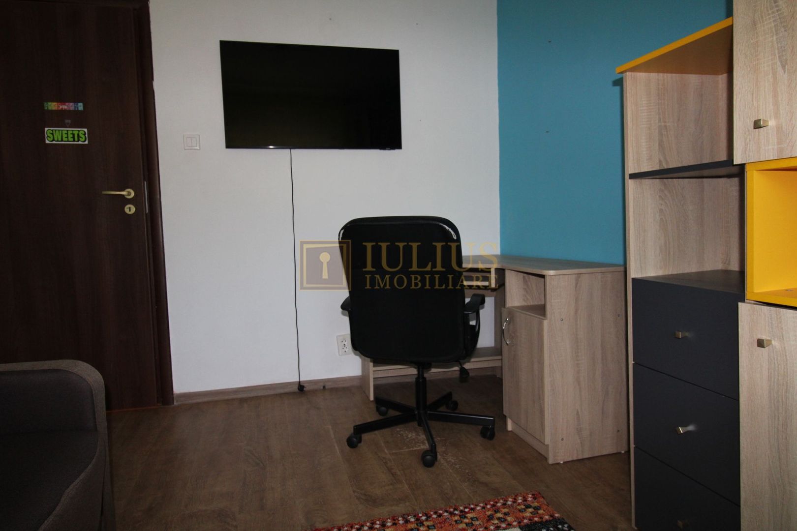 3 camere, 2 bai, centrala proprie, la 7 minute de Spitalul Judetean - Poză 10