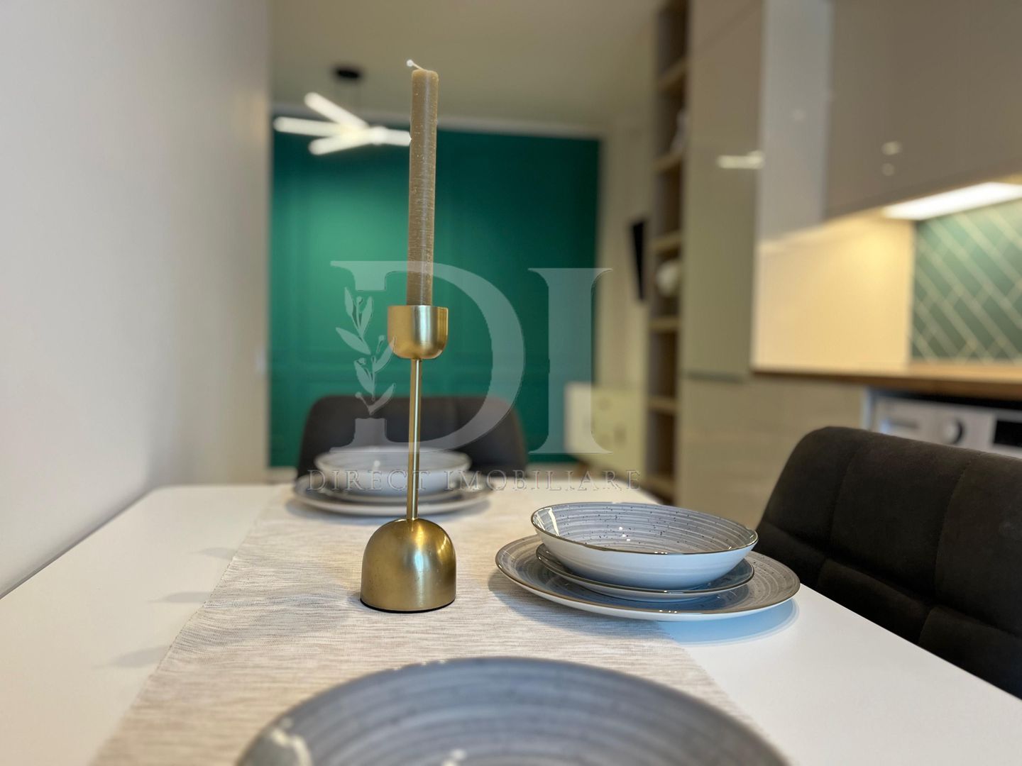 Apartament premium 3 camere / etaj intermediar / Zona Eroilor - Poză 4