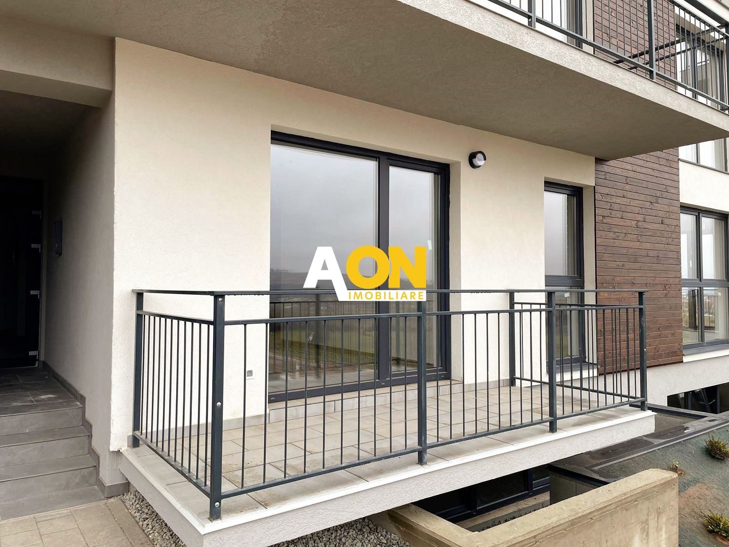 Apartament 2 camere, cu parcare subterana, bloc nou - Poză 1