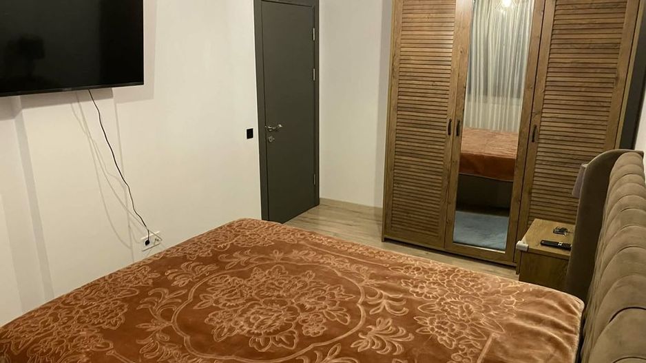 Apartament modern cu 2 camere 500euro-Zona Podu Ros-Nicolaie Iorga - Poză 4