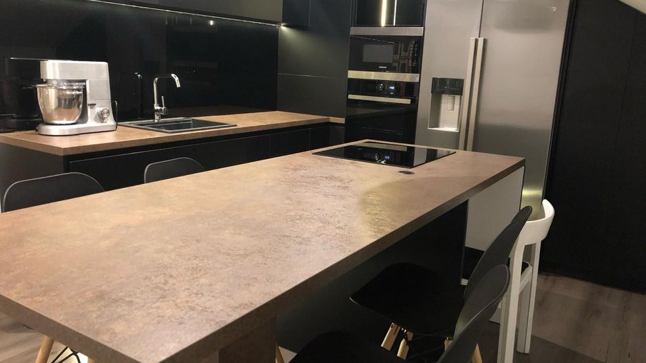 Casa S+P+E+M | 605 mp utili | 10 camere | 3 bucatarii | 4 bai | 3 terase | Garaj - Poză 14