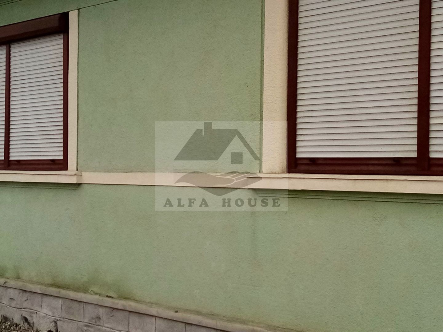 Casă 3 camere, priveliște Castelul Ugron – pretabil si pentru investie - Poză 3