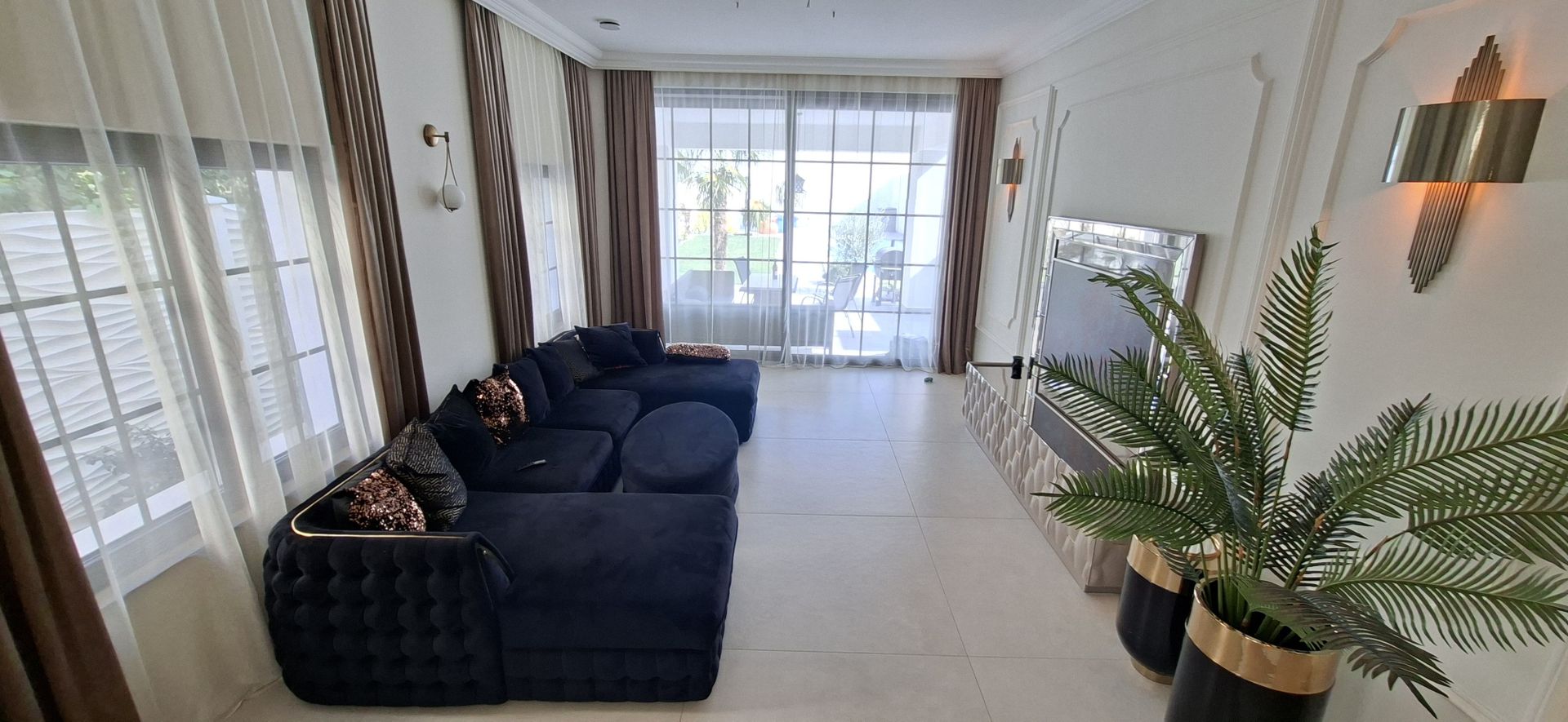 Vila spatioasa cu piscina - Dumbravita/Padurea Verde - Poză 5