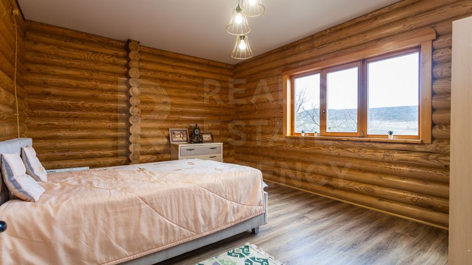 Vânzare, casă, 9 camere, satul Mîndra, r-nul Călărași. - Poză 24