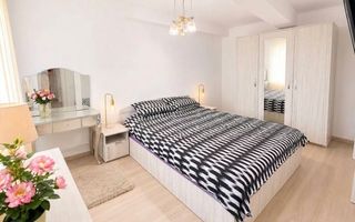 Apartament 3 camere cu 2 băi, 2 locuri de parcare și 2 balcoane - Poză 6