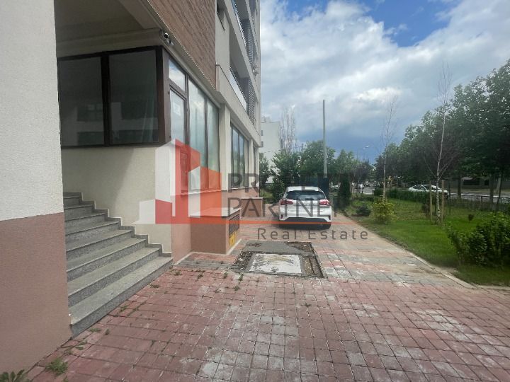 Spatiu comercial 205 mp Sisesti - Poză 2