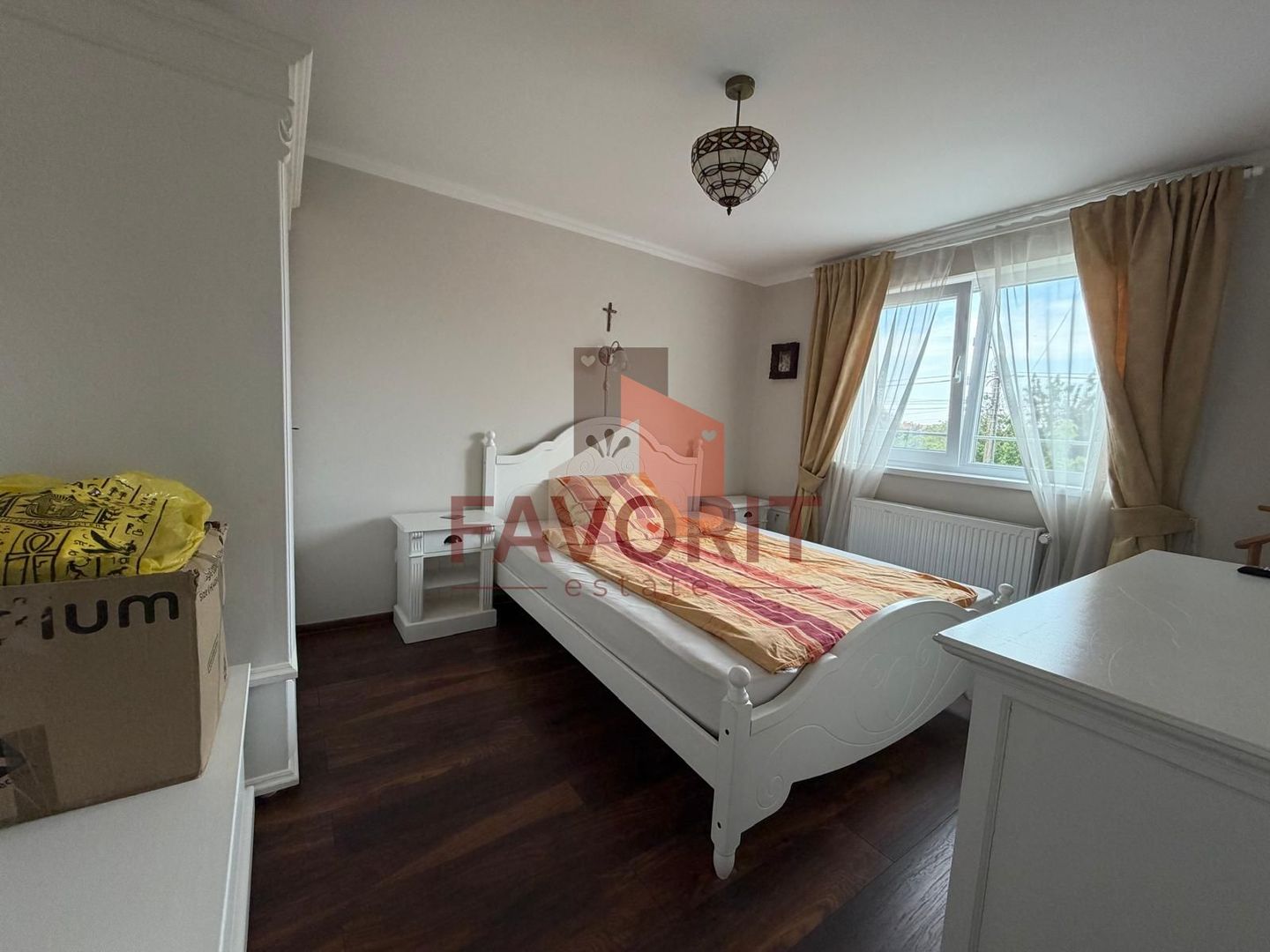 Duplex | 4 camere | Mobilat | Panouri solare | Asfalt | Utvin | - Poză 11