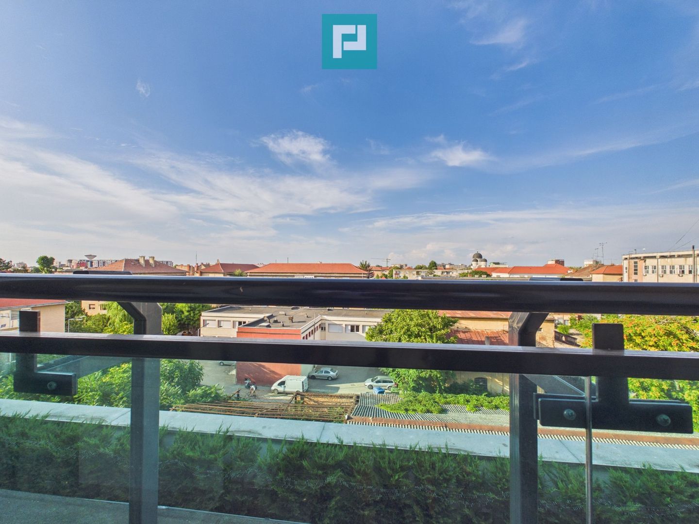Apartament cu 2 camere la Arad Plaza - Poză 12
