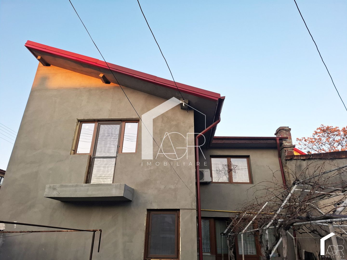 Casa S+P+1E, cu 5 camere, zona Transilvaniei - Poză 1
